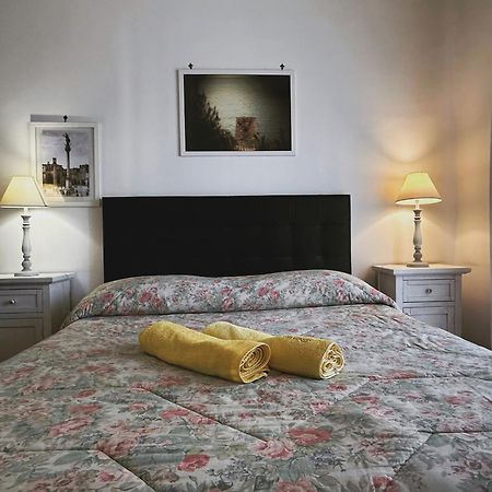 Villa Liberty Palazzo Gigante เลชเช ภายนอก รูปภาพ