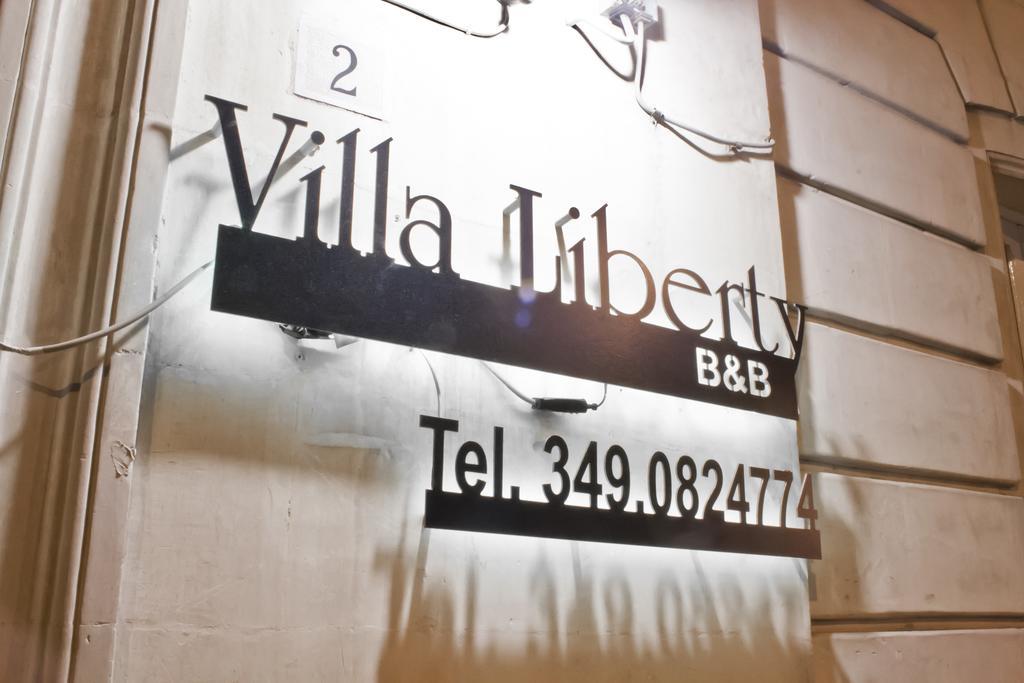 Villa Liberty Palazzo Gigante เลชเช ภายนอก รูปภาพ